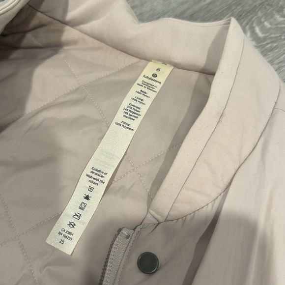 LULULEMON REVERSIBLE BOMBER JACKET - Picture 3 of 8